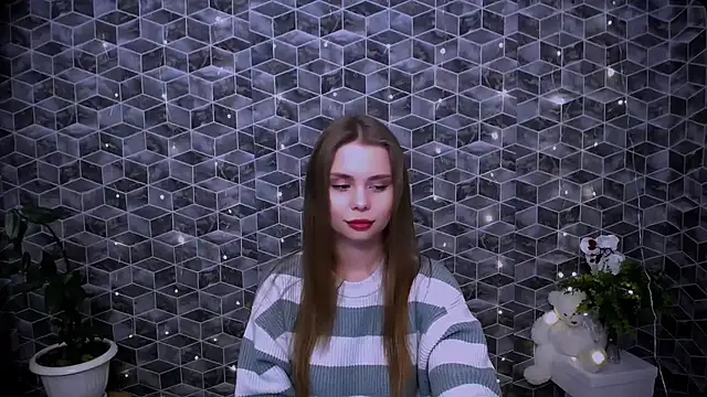 Snapshot of OceanicDawn chatting on December 16, 2025, 7:45 am OceanicDawn online show from December 16, 2025, 7:45 am