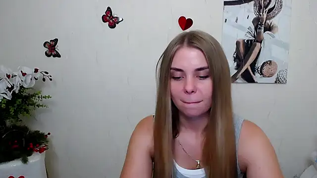 Snapshot of OceanicDawn chatting on July 25, 2026, 7:16 am OceanicDawn online show from July 25, 2026, 7:16 am