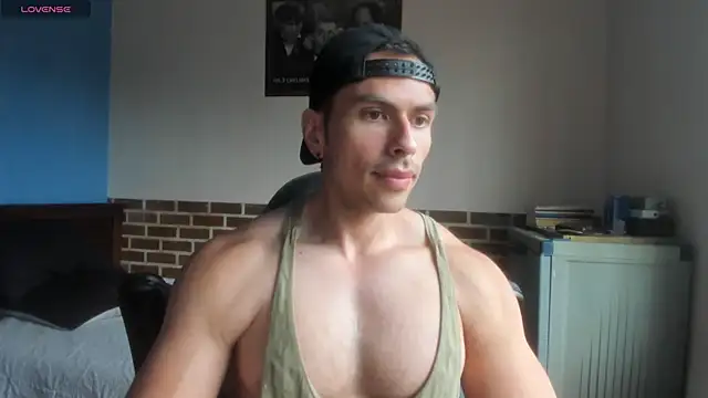 Snapshot of justinkarter chatting on July 4, 2026, 2:54 pm justinkarter online show from July 4, 2026, 2:54 pm