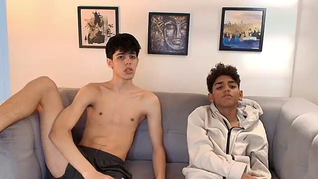 Snapshot of TWINKS_FRIENDS chatting on April 25, 2026, 1:41 pm TWINKS FRIENDS online show from April 25, 2026, 1:41 pm