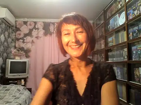 Snapshot of Pline1 chatting on September 24, 2025, 9:10 pm Pline1 online show from September 24, 2025, 9:10 pm