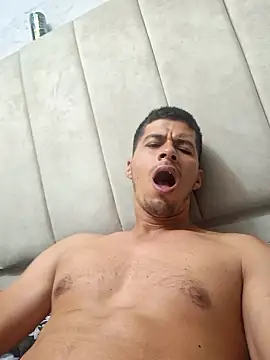 Snapshot of piterrr_hot chatting on October 23, 2025, 11:53 am piterrr hot online show from October 23, 2025, 11:53 am