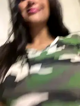 Snapshot of chicachocolate01 chatting on October 27, 2025, 7:20 am chicachocolate01 online show from October 27, 2025, 7:20 am