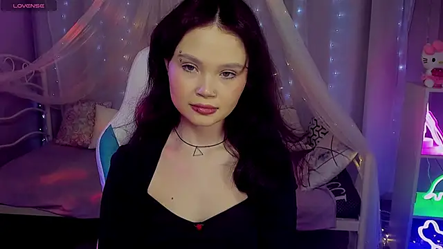 Snapshot of EmilyChaves chatting on April 29, 2026, 9:24 am EmilyChaves online show from April 29, 2026, 9:24 am