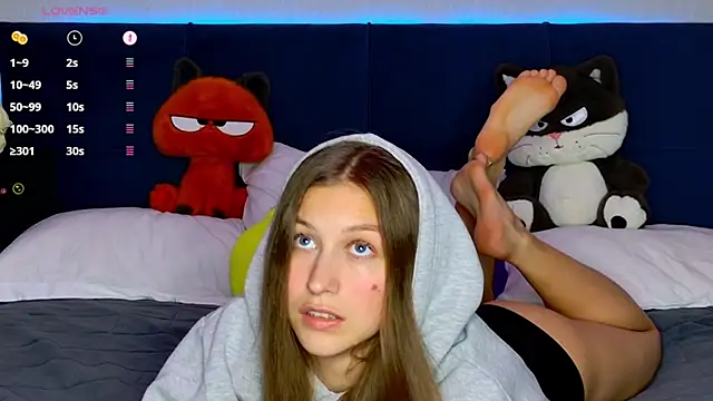 MissEmilyMiller online show from April 23, 2026, 5:03 pm