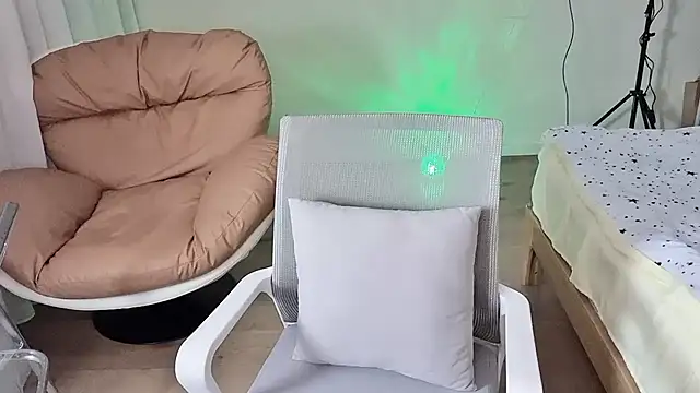 Snapshot of xiaotanbaby chatting on November 7, 2025, 4:33 pm xiaotanbaby online show from November 7, 2025, 4:33 pm