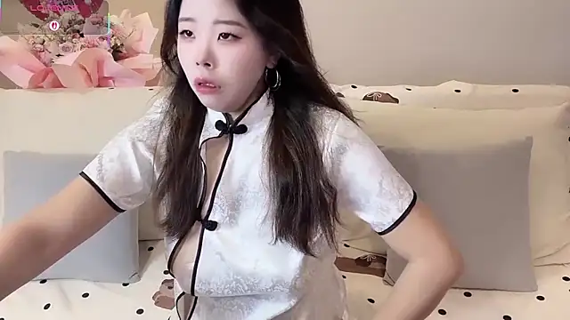 Snapshot of xiaotanbaby chatting on October 10, 2025, 3:46 pm xiaotanbaby online show from October 10, 2025, 3:46 pm