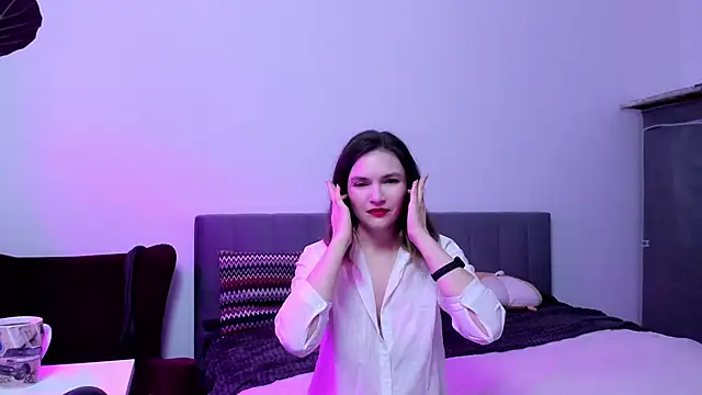 Snapshot of Katherine_Twilight chatting on October 31, 2025, 3:41 pm Katherine Twilight online show from October 31, 2025, 3:41 pm