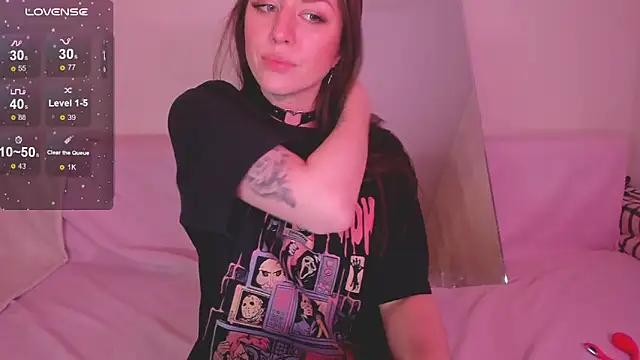 Snapshot of Lil_Foxy9 chatting on February 7, 2026, 6:16 pm Lil Foxy9 online show from February 7, 2026, 6:16 pm