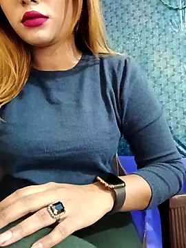 alexa cam44 online show from November 9, 2025, 9:08 pm