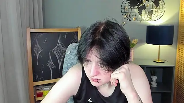 Snapshot of ayakskalermonss chatting on March 11, 2026, 8:52 am ayakskalermonss online show from March 11, 2026, 8:52 am