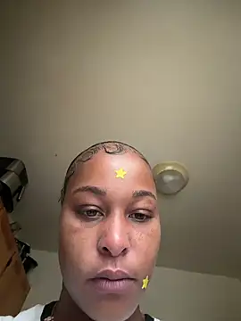 Snapshot of yummy0322 chatting on November 25, 2025, 1:33 pm yummy0322 online show from November 25, 2025, 1:33 pm