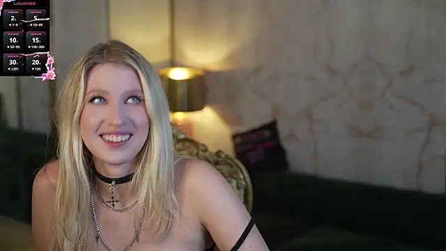 Snapshot of Scarlett_Sweet054 chatting on December 13, 2025, 8:04 pm Scarlett Sweet054 online show from December 13, 2025, 8:04 pm