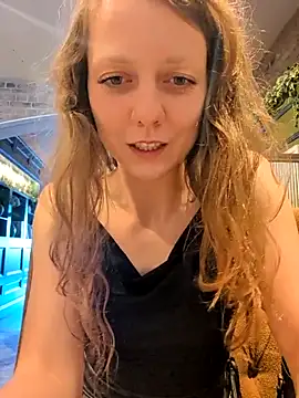 Eveline Beauty Kitty online show from June 8, 2026, 5:24 pm