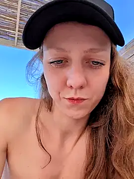 Eveline Beauty Kitty online show from June 19, 2026, 2:01 pm