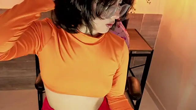 LiLLiAnderson online show from October 11, 2025, 11:44 am