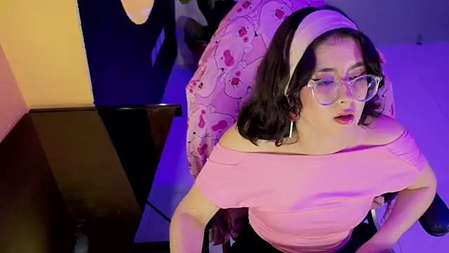 LiLLiAnderson online show from October 12, 2025, 11:55 am