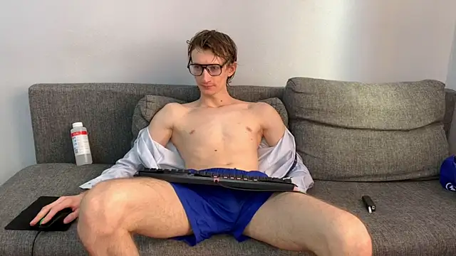 Snapshot of Velles chatting on July 24, 2026, 12:45 pm Velles online show from July 24, 2026, 12:45 pm