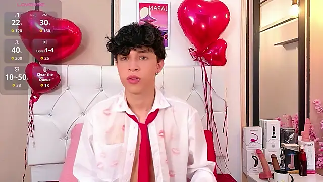 Snapshot of Axel__Evans chatting on February 14, 2026, 1:11 pm Axel Evans online show from February 14, 2026, 1:11 pm