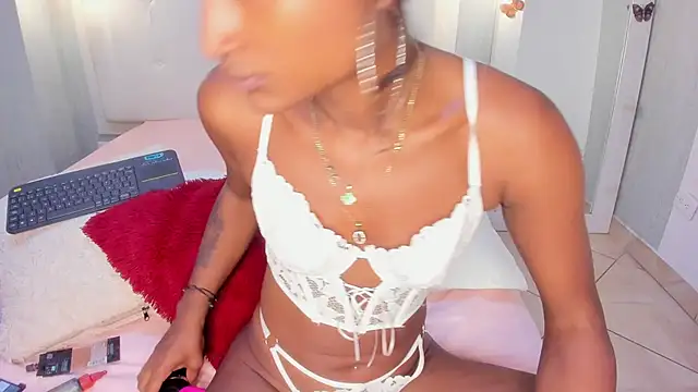 EsmeraldaNyx online show from November 29, 2025, 9:26 pm