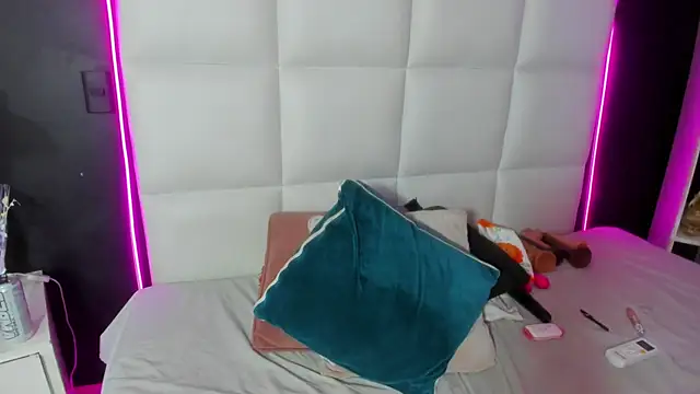 Snapshot of Gigi_duran chatting on July 24, 2026, 5:58 am Gigi duran online show from July 24, 2026, 5:58 am