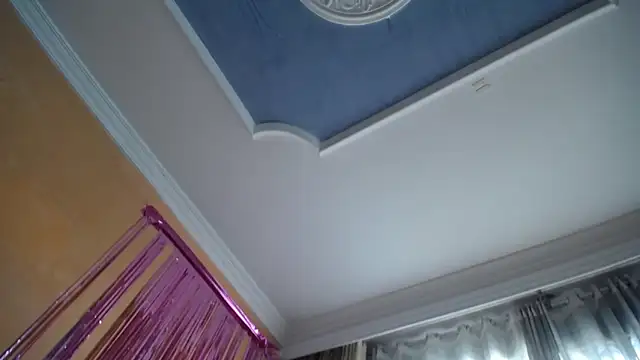 miss lilieth online show from October 7, 2025, 3:13 pm