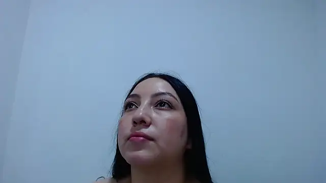 carolina zabala 19 online show from April 26, 2026, 8:50 pm