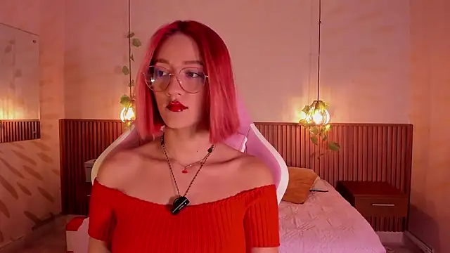 daphne courtis online show from March 6, 2026, 3:12 am