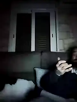 Snapshot of Zk1980 chatting on November 28, 2025, 4:45 am Zk1980 online show from November 28, 2025, 4:45 am