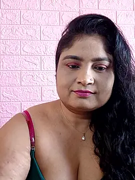 Snapshot of hornyriyanka chatting on November 19, 2025, 3:17 am hornyriyanka online show from November 19, 2025, 3:17 am