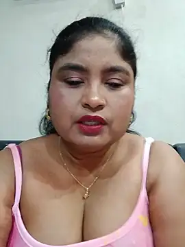 Snapshot of hornyriyanka chatting on June 7, 2026, 3:01 am hornyriyanka online show from June 7, 2026, 3:01 am
