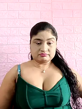 Snapshot of hornyriyanka chatting on November 24, 2025, 2:33 am hornyriyanka online show from November 24, 2025, 2:33 am