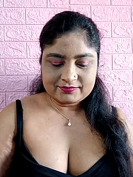 Snapshot of hornyriyanka chatting on November 29, 2025, 2:34 am hornyriyanka online show from November 29, 2025, 2:34 am