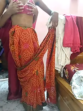 Snapshot of dhanshri143 chatting on August 3, 2026, 9:04 am dhanshri143 online show from August 3, 2026, 9:04 am