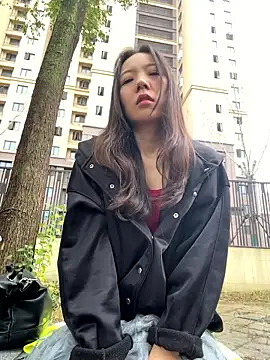 Snapshot of xinmeng-000 chatting on October 5, 2025, 7:32 am xinmeng-000 online show from October 5, 2025, 7:32 am