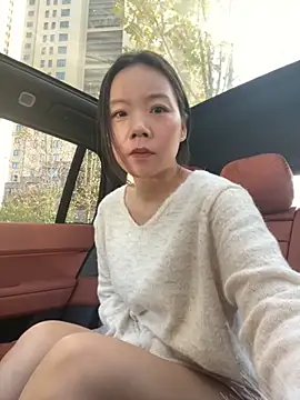 xinmeng-000 online show from November 23, 2025, 8:02 am