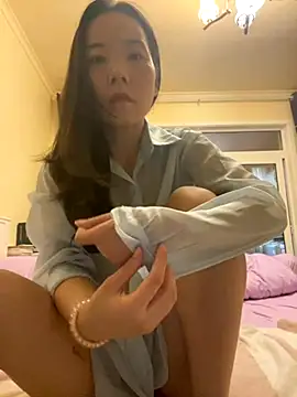 Snapshot of xinmeng-000 chatting on September 27, 2025, 12:17 am xinmeng-000 online show from September 27, 2025, 12:17 am