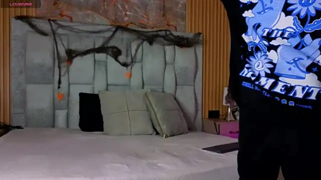 Snapshot of pipedark_ chatting on October 24, 2025, 3:16 am pipedark online show from October 24, 2025, 3:16 am