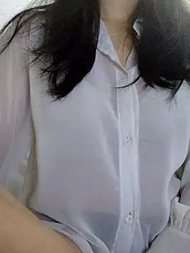 Snapshot of Maria2299 chatting on April 18, 2026, 10:32 pm Maria2299 online show from April 18, 2026, 10:32 pm