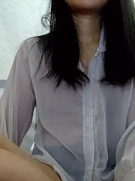 Snapshot of Maria2299 chatting on April 7, 2026, 10:11 pm Maria2299 online show from April 7, 2026, 10:11 pm