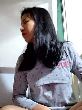 Snapshot of Maria2299 chatting on November 18, 2025, 6:55 pm Maria2299 online show from November 18, 2025, 6:55 pm