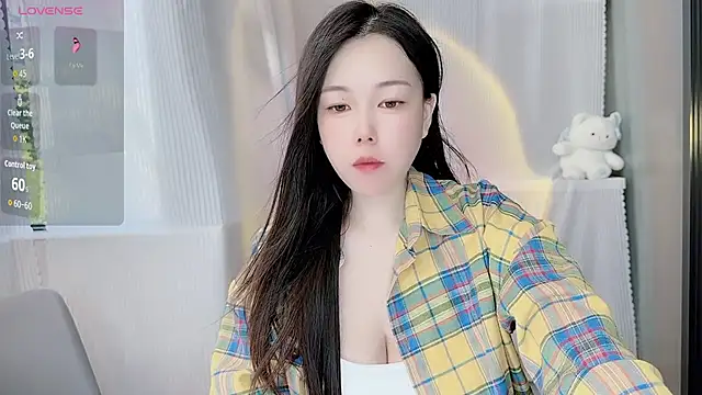 Snapshot of Bella_Ava chatting on September 14, 2025, 7:31 am Bella Ava online show from September 14, 2025, 7:31 am