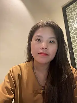 Snapshot of Bella_7777 chatting on May 20, 2026, 11:40 am Bella 7777 online show from May 20, 2026, 11:40 am