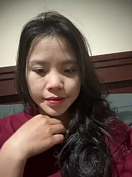 Snapshot of Bella_7777 chatting on December 15, 2025, 4:02 pm Bella 7777 online show from December 15, 2025, 4:02 pm