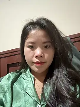 Snapshot of Bella_7777 chatting on January 7, 2026, 3:28 pm Bella 7777 online show from January 7, 2026, 3:28 pm