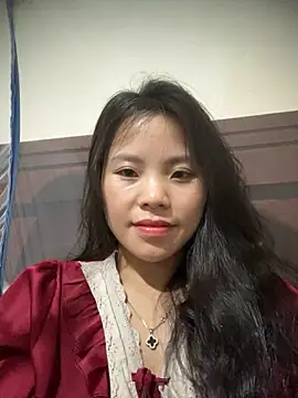 Snapshot of Bella_7777 chatting on November 16, 2025, 4:01 pm Bella 7777 online show from November 16, 2025, 4:01 pm