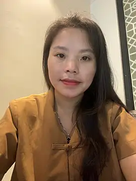 Snapshot of Bella_7777 chatting on May 21, 2026, 9:06 am Bella 7777 online show from May 21, 2026, 9:06 am