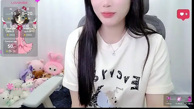 HanaYourlove online show from May 10, 2026, 1:14 pm