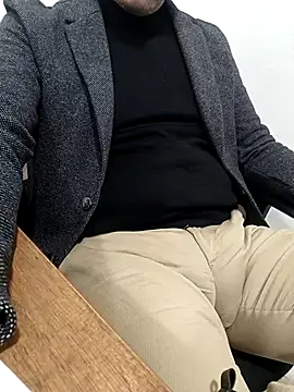 Snapshot of Yaman_33 chatting on March 11, 2026, 9:03 am Yaman 33 online show from March 11, 2026, 9:03 am