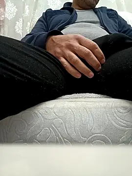 Snapshot of Yaman_33 chatting on March 24, 2026, 5:35 pm Yaman 33 online show from March 24, 2026, 5:35 pm